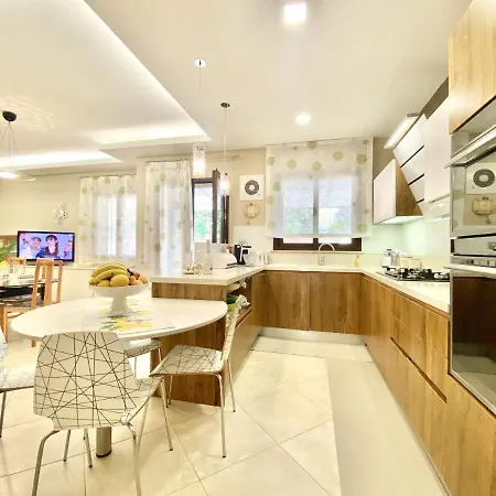 Davelia Villa Alcamo