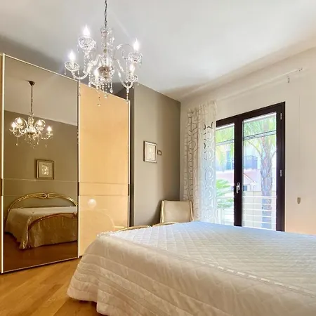 Davelia Villa