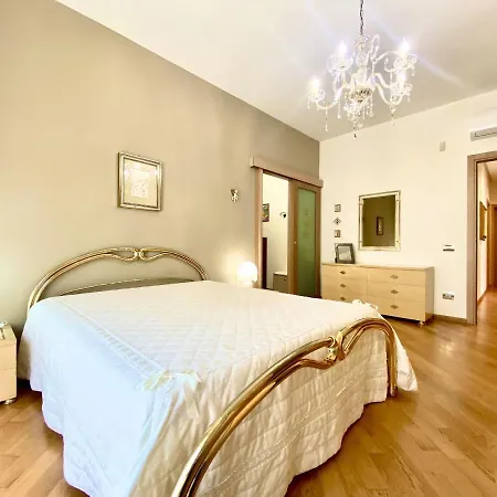Davelia Villa Alcamo